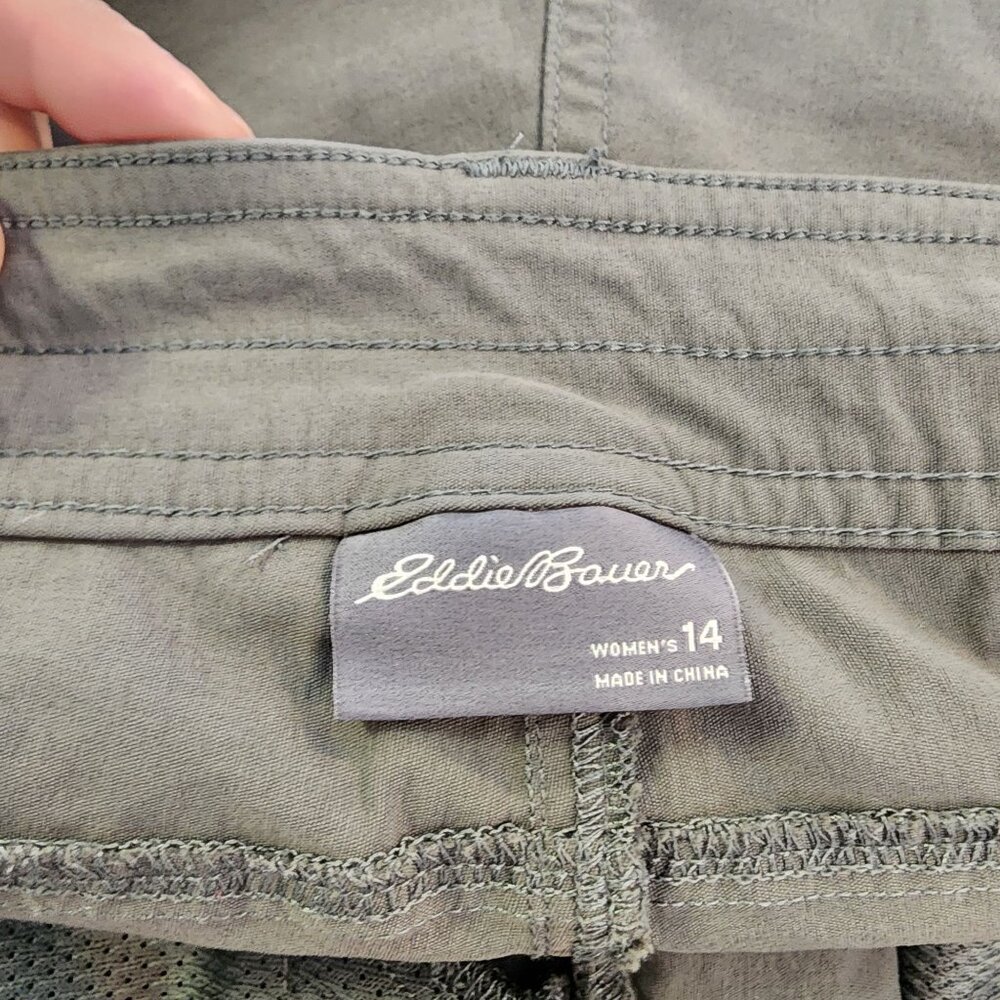 Eddie Bauer cargo SummerTrail shorts Womens Size 14 - Picture 3 of 3